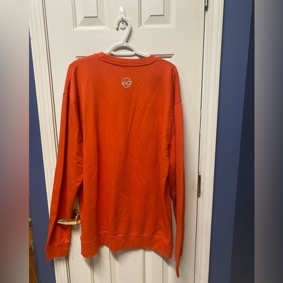 IC Women's Crew Neck
Pullover Long Sleeve Orange
Sweatshirt Size 2X - Picture 5 of 8